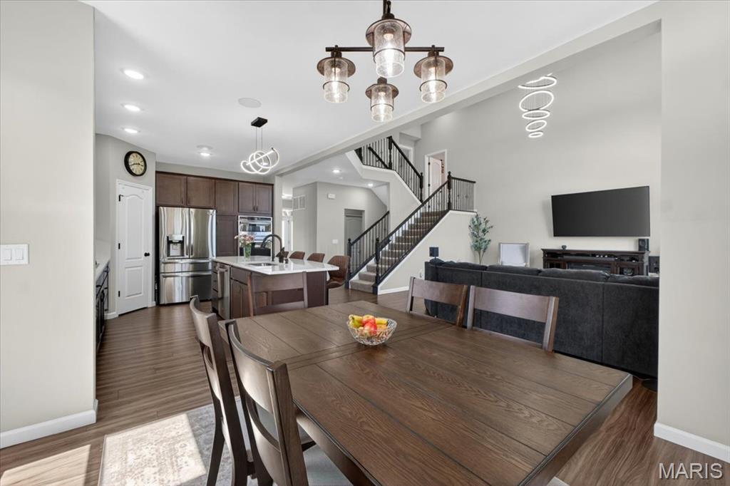 618 Strathclyde Drive