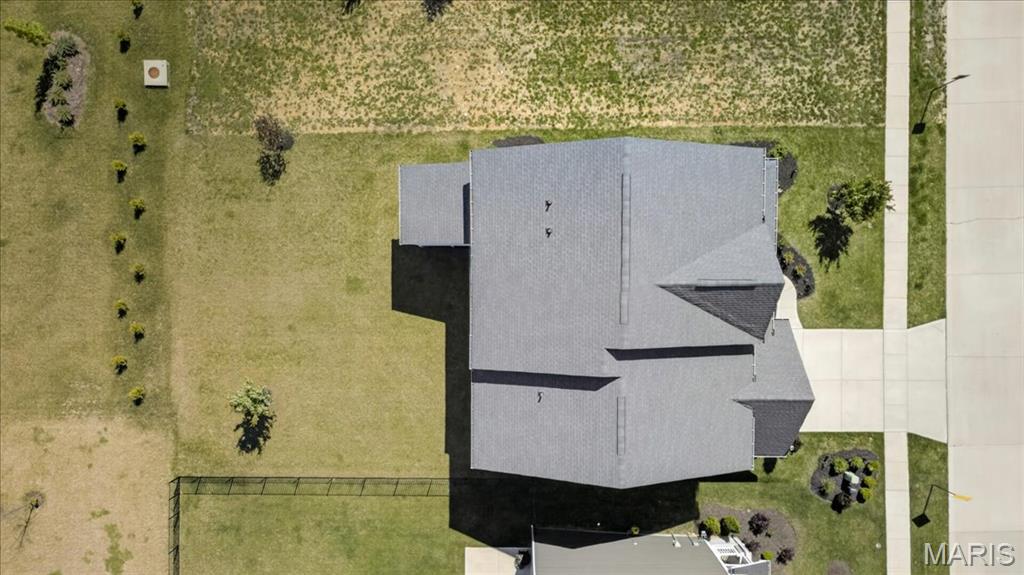 618 Strathclyde Drive