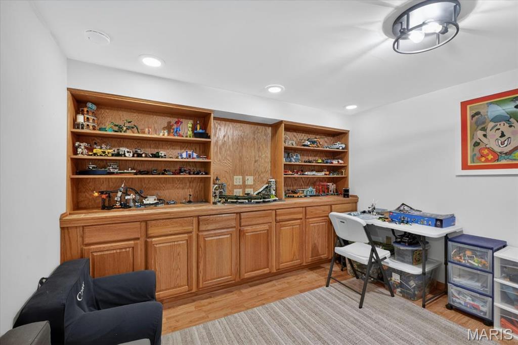 16554 Green Pines Drive