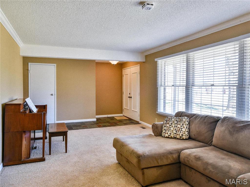2 Sunny Forest Court
