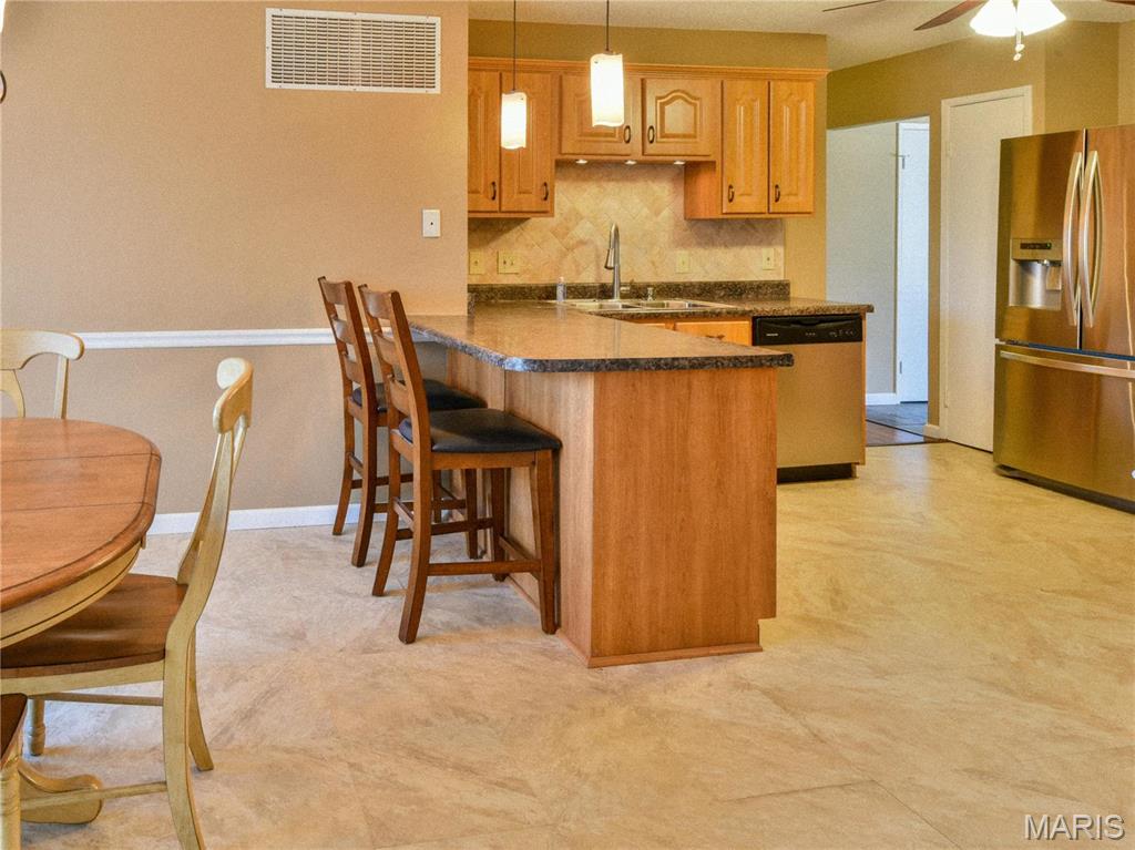 2 Sunny Forest Court