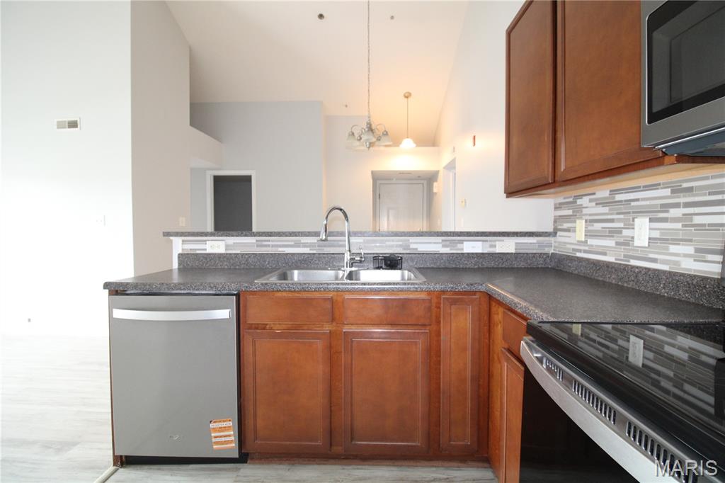 13300 Spring Creek Lane