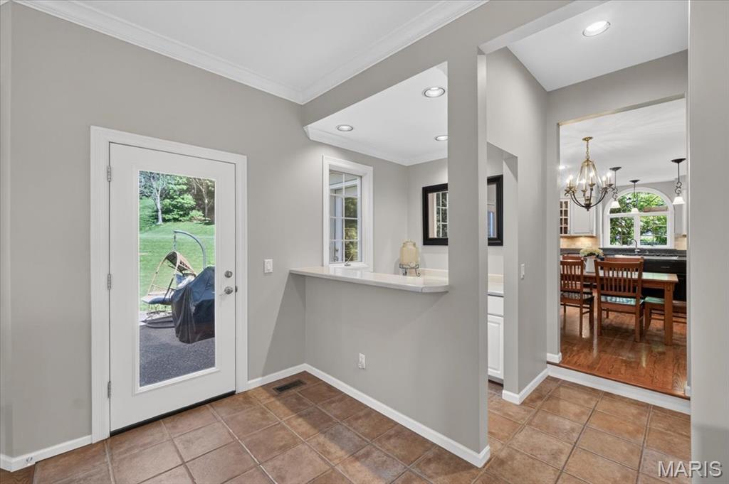1059 Greystone Manor Parkway