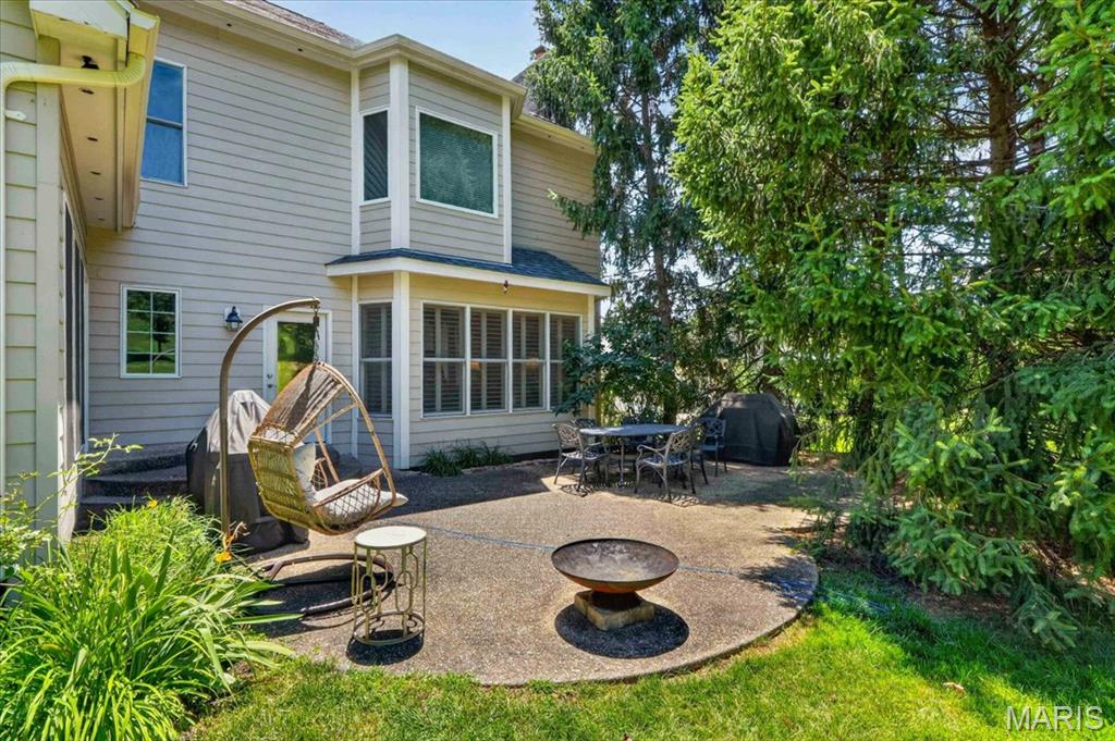1059 Greystone Manor Parkway
