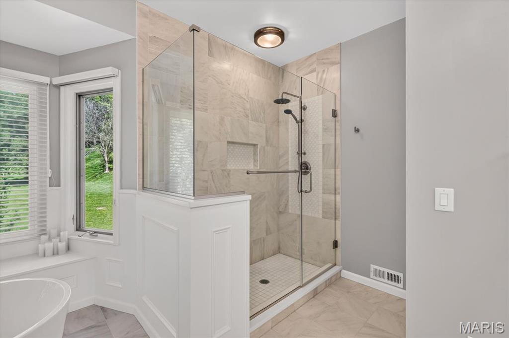 1059 Greystone Manor Parkway