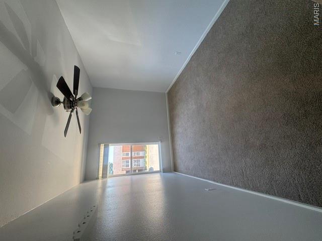 1943 Greenpoint Drive Unit: 302
