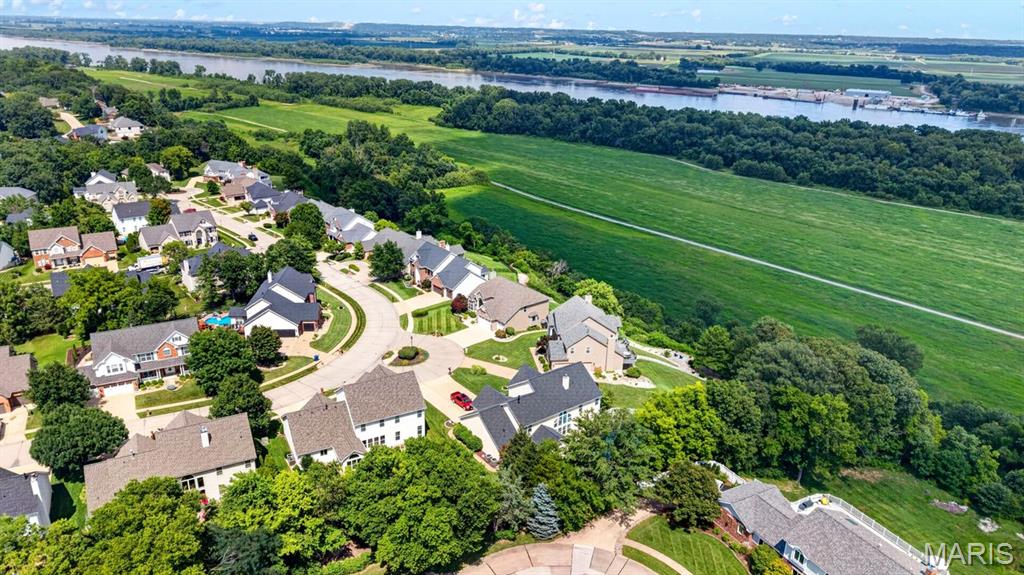 343 Bluff View Circle