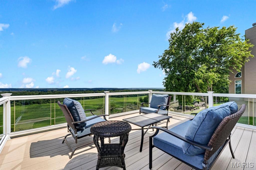 343 Bluff View Circle