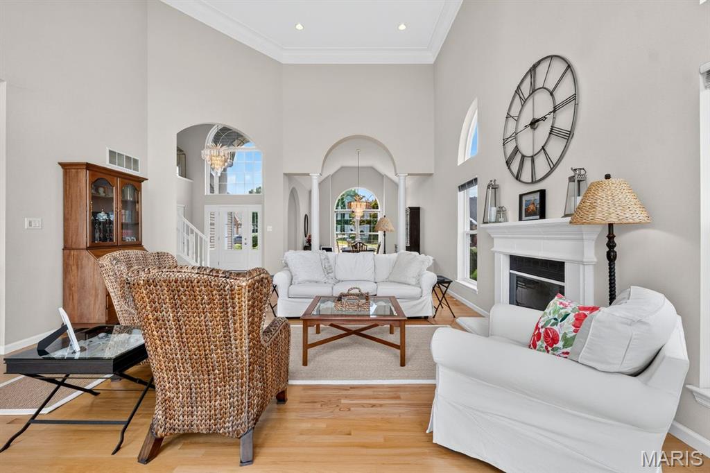 343 Bluff View Circle