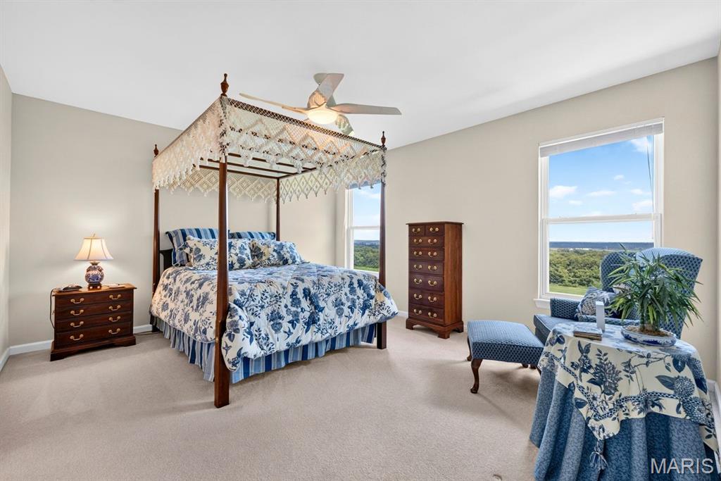 343 Bluff View Circle