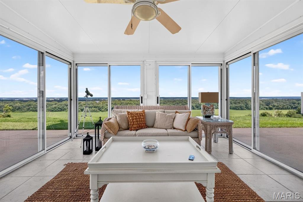 343 Bluff View Circle