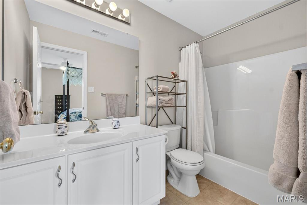 343 Bluff View Circle