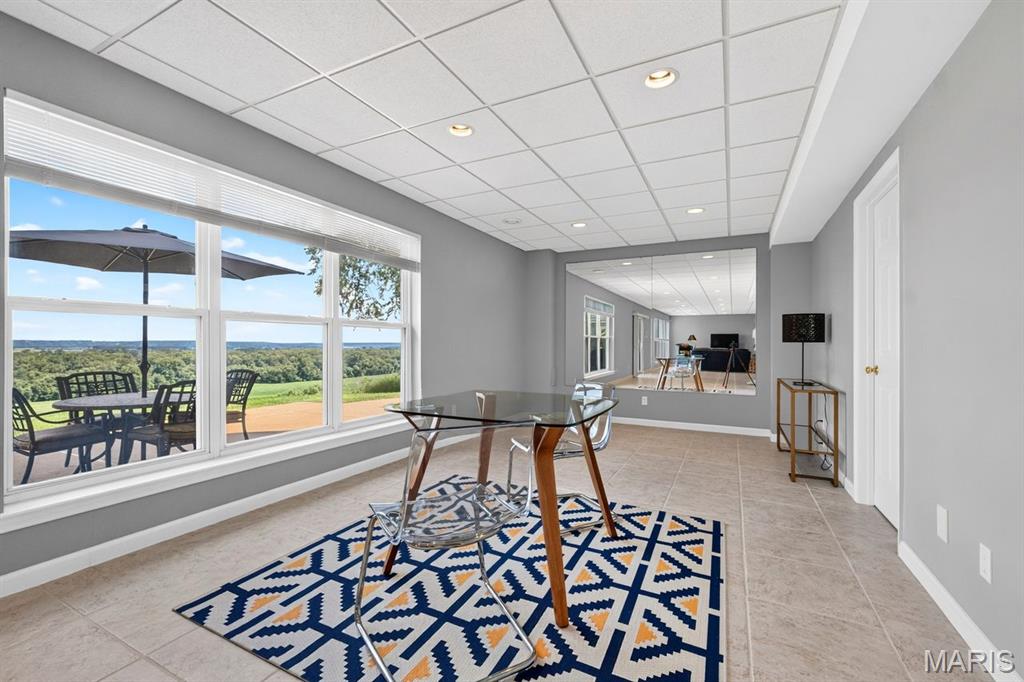 343 Bluff View Circle