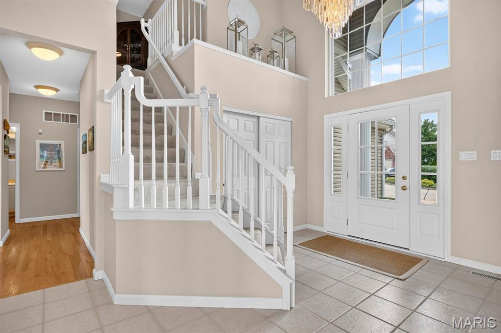 343 Bluff View Circle