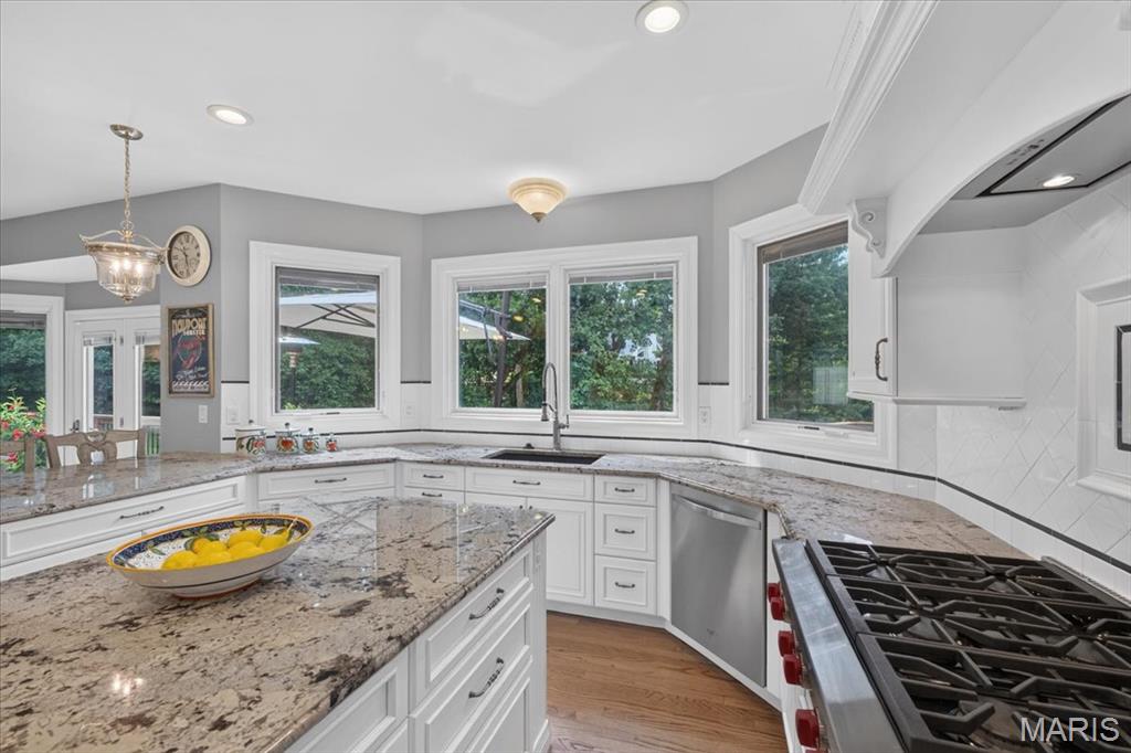 1330 Katsura Court