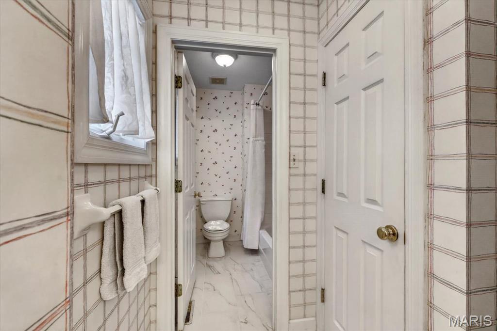 1330 Katsura Court
