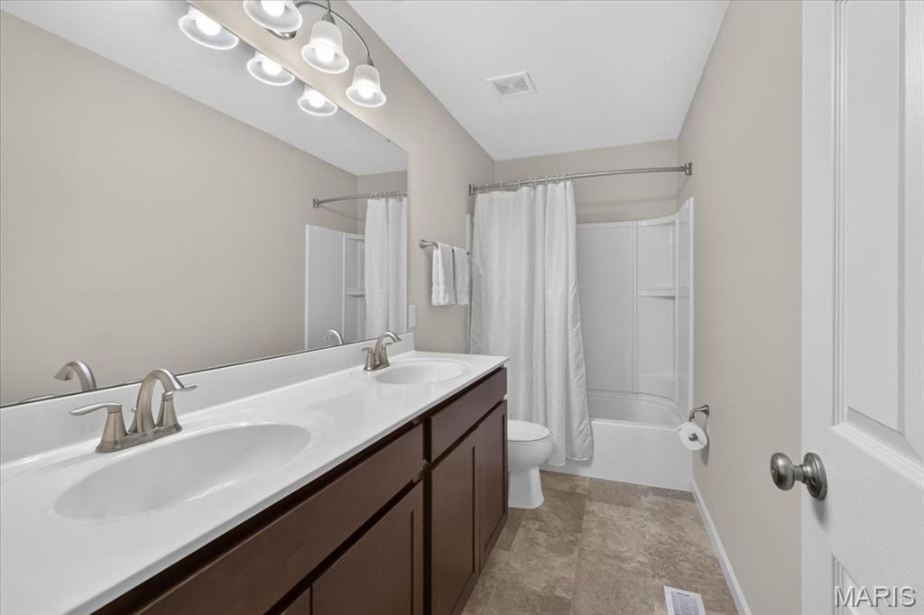 5229 Eagle Wing Court