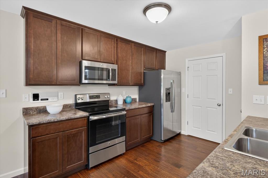 5229 Eagle Wing Court