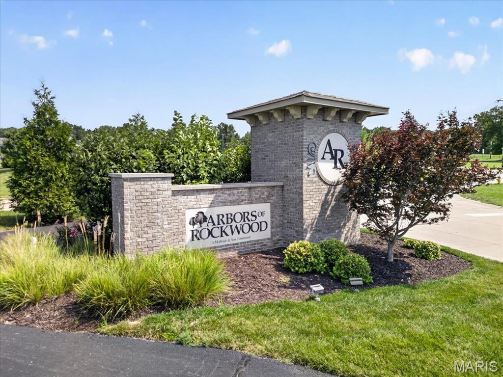 5229 Eagle Wing Court