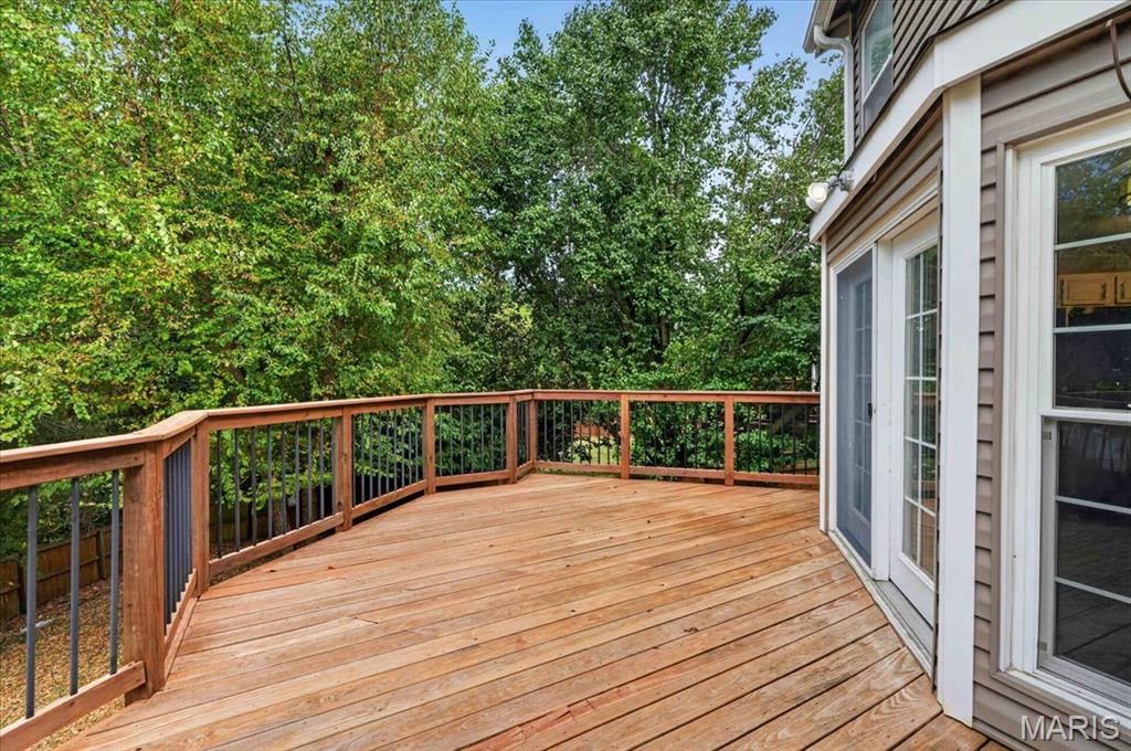 1032 Oak Glen Circle