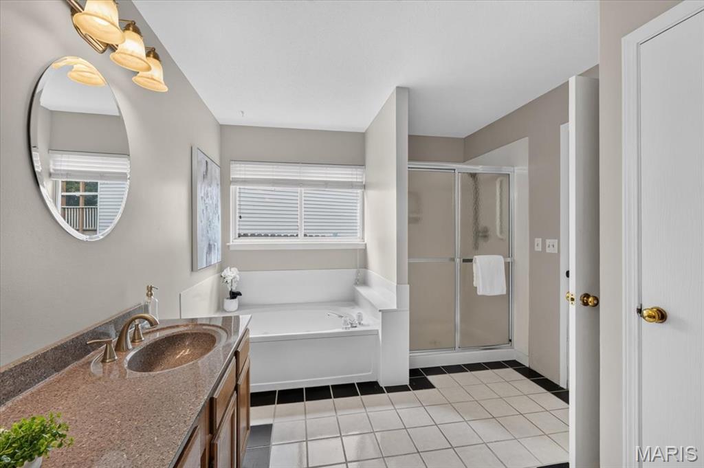 1032 Oak Glen Circle
