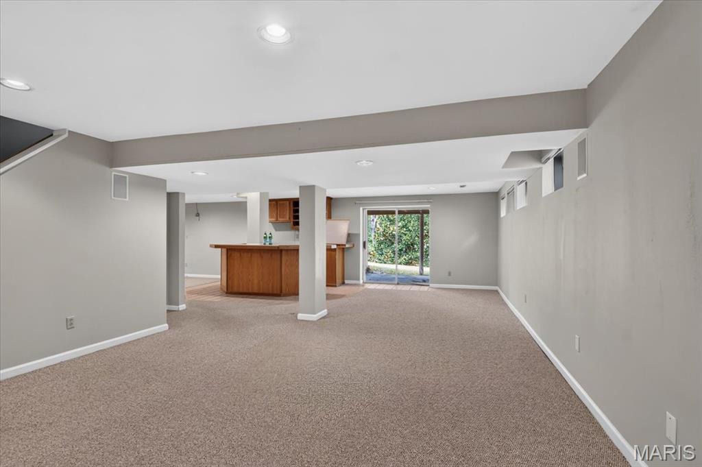 1032 Oak Glen Circle