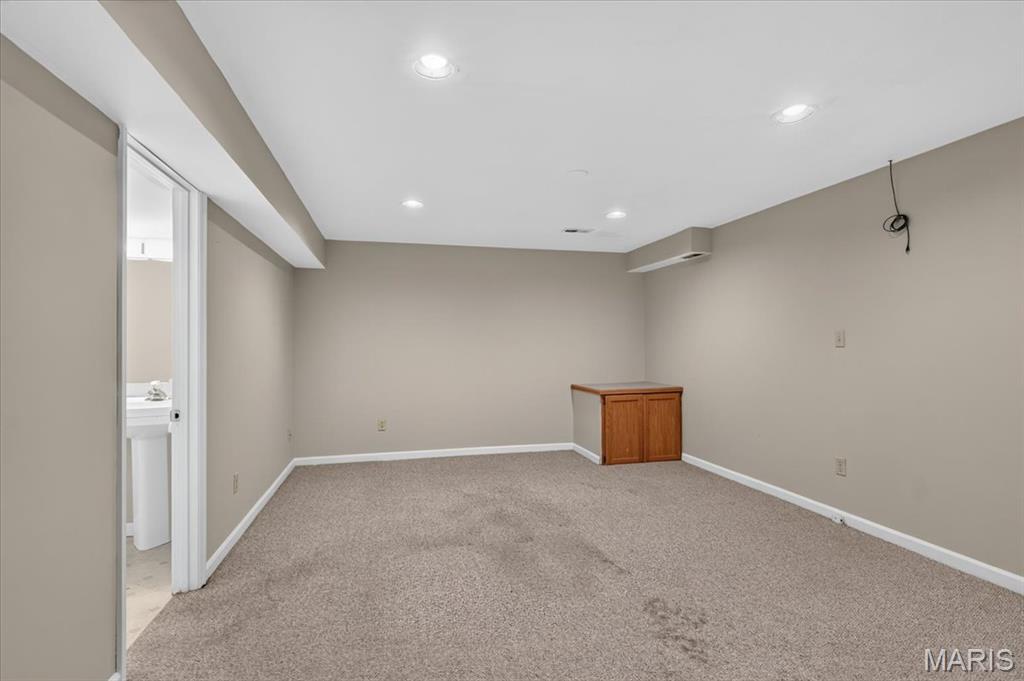 1032 Oak Glen Circle