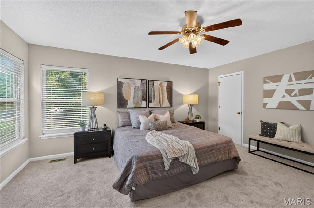 1032 Oak Glen Circle