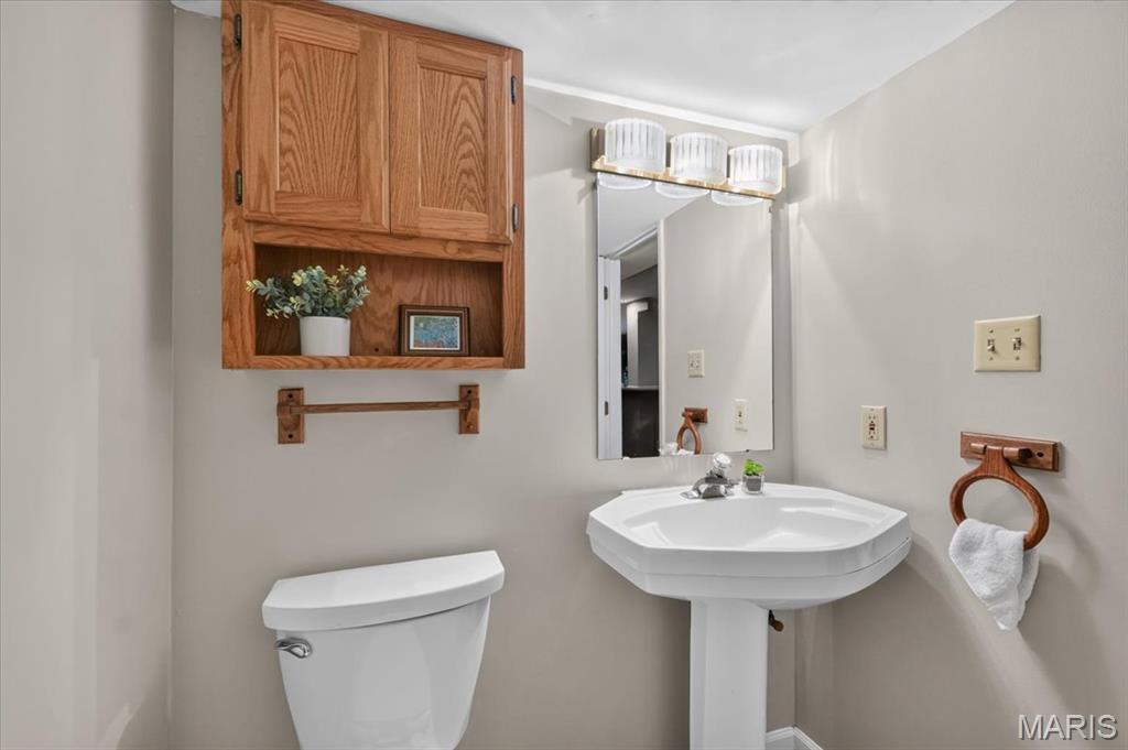 1032 Oak Glen Circle