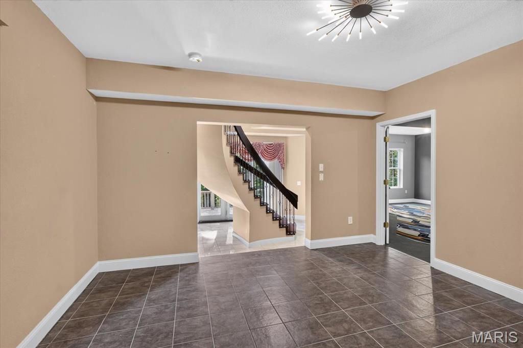 2400 Wimbledon Estates Drive