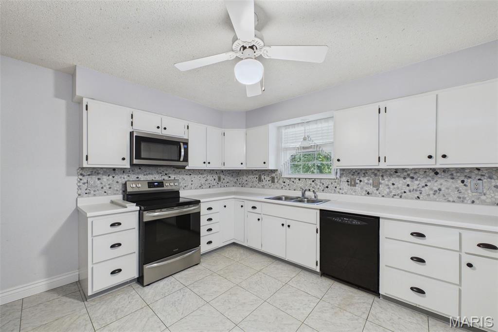 893 Woodridge Drive