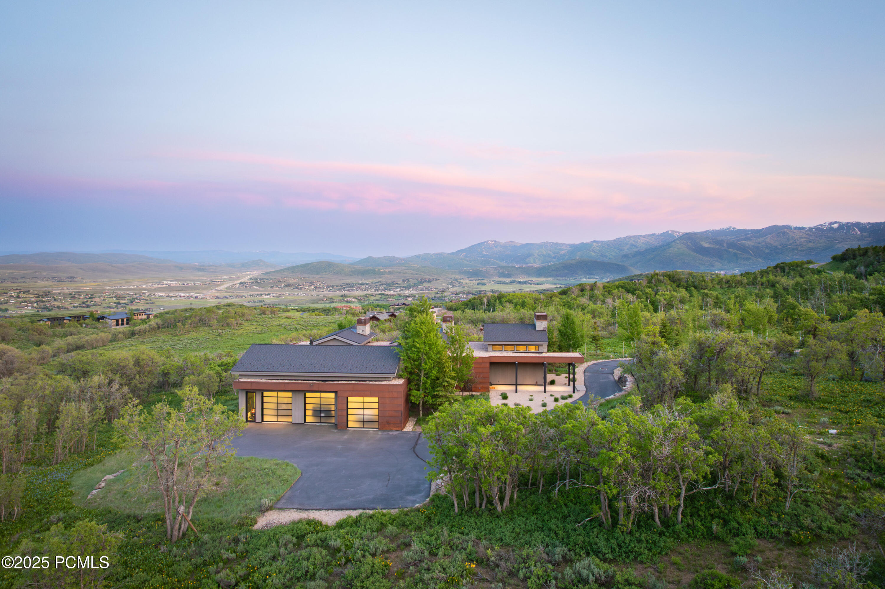 9774 N Red Hawk Trail