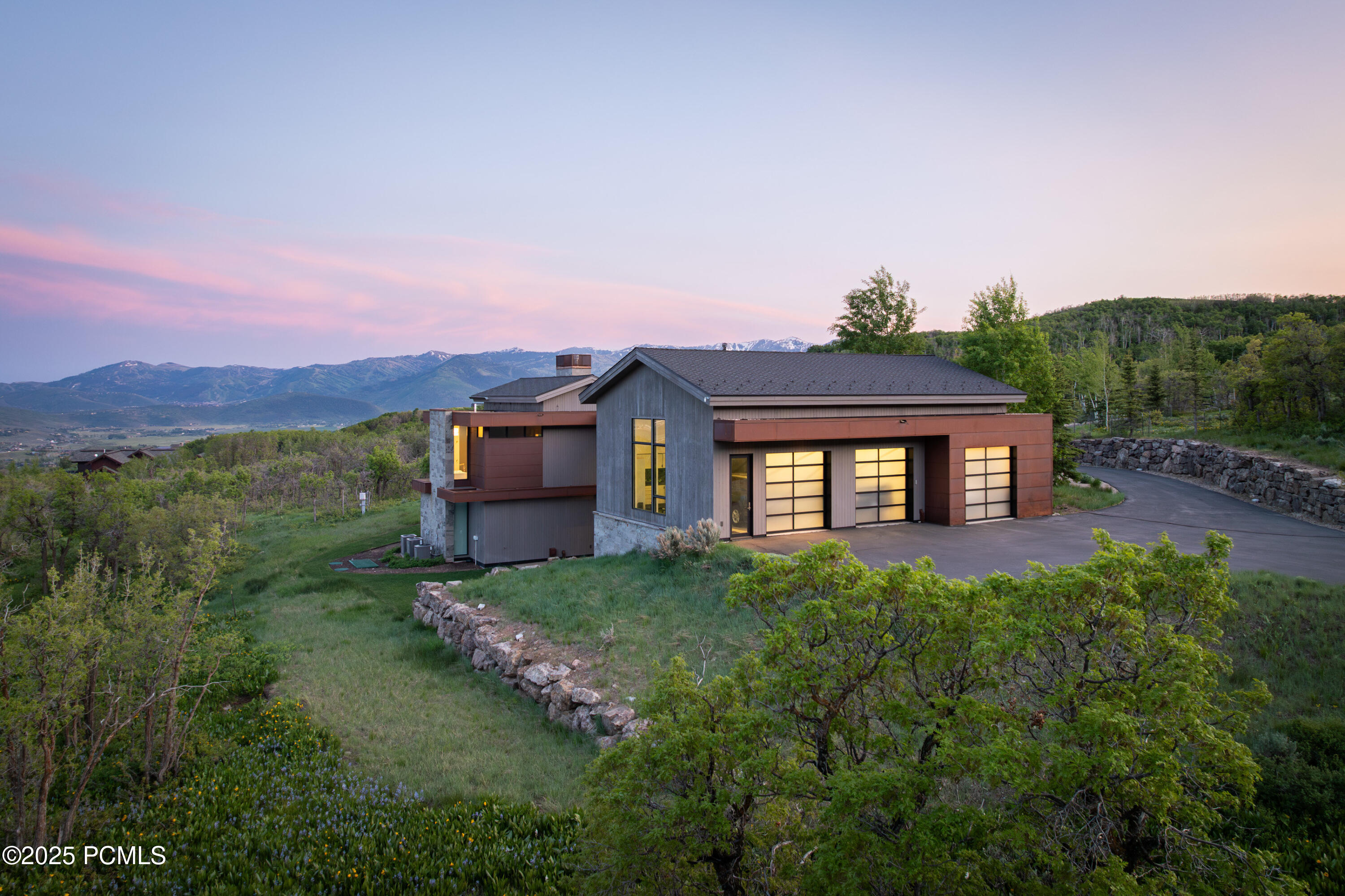 9774 N Red Hawk Trail