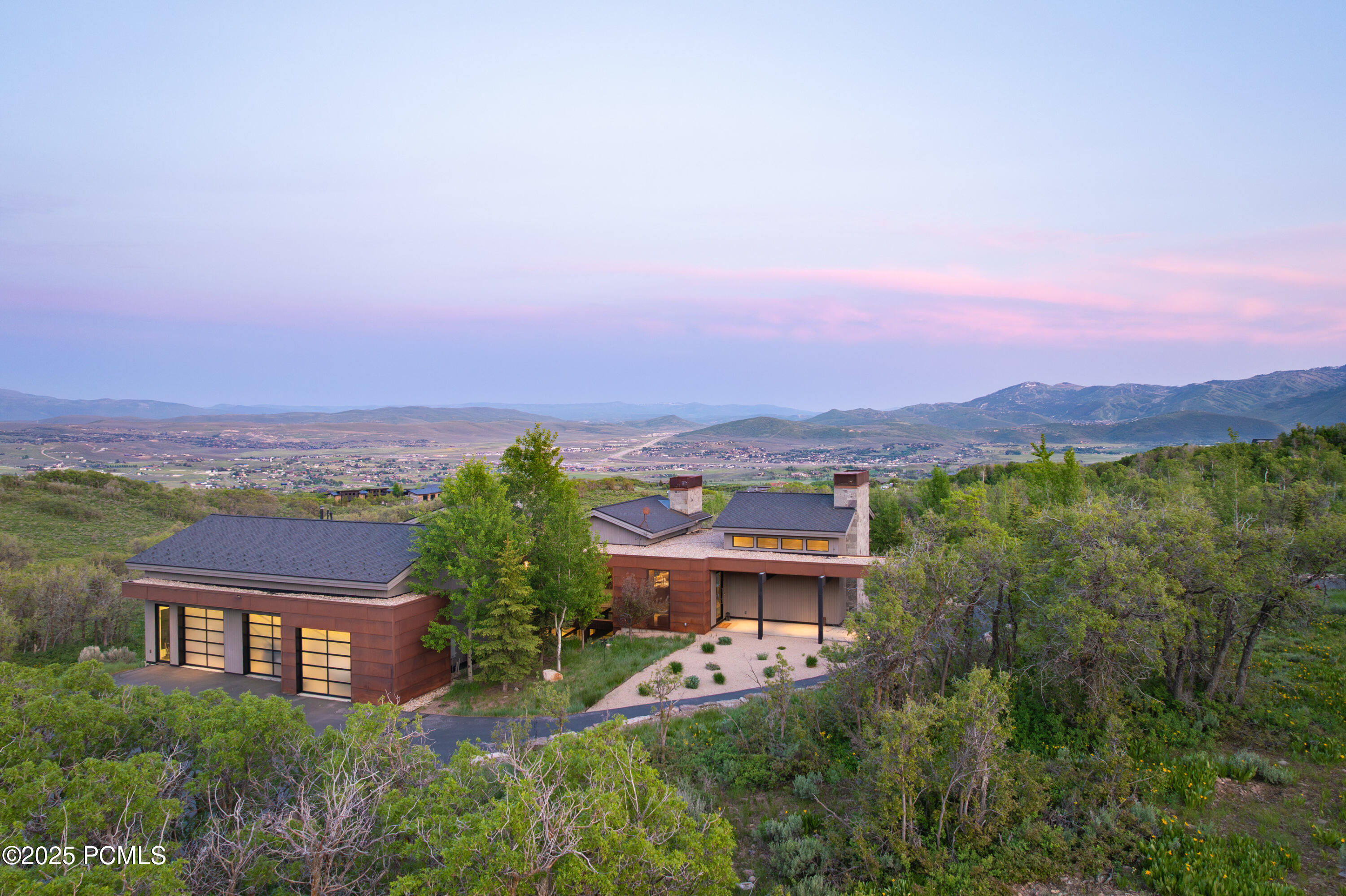 9774 N Red Hawk Trail