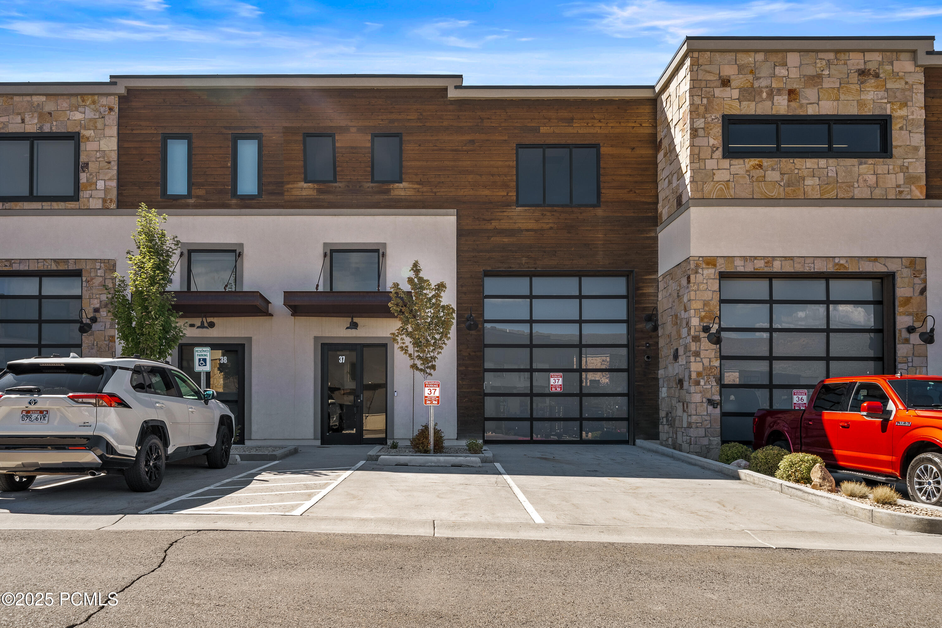 4554 N Forestdale Drive, 37
