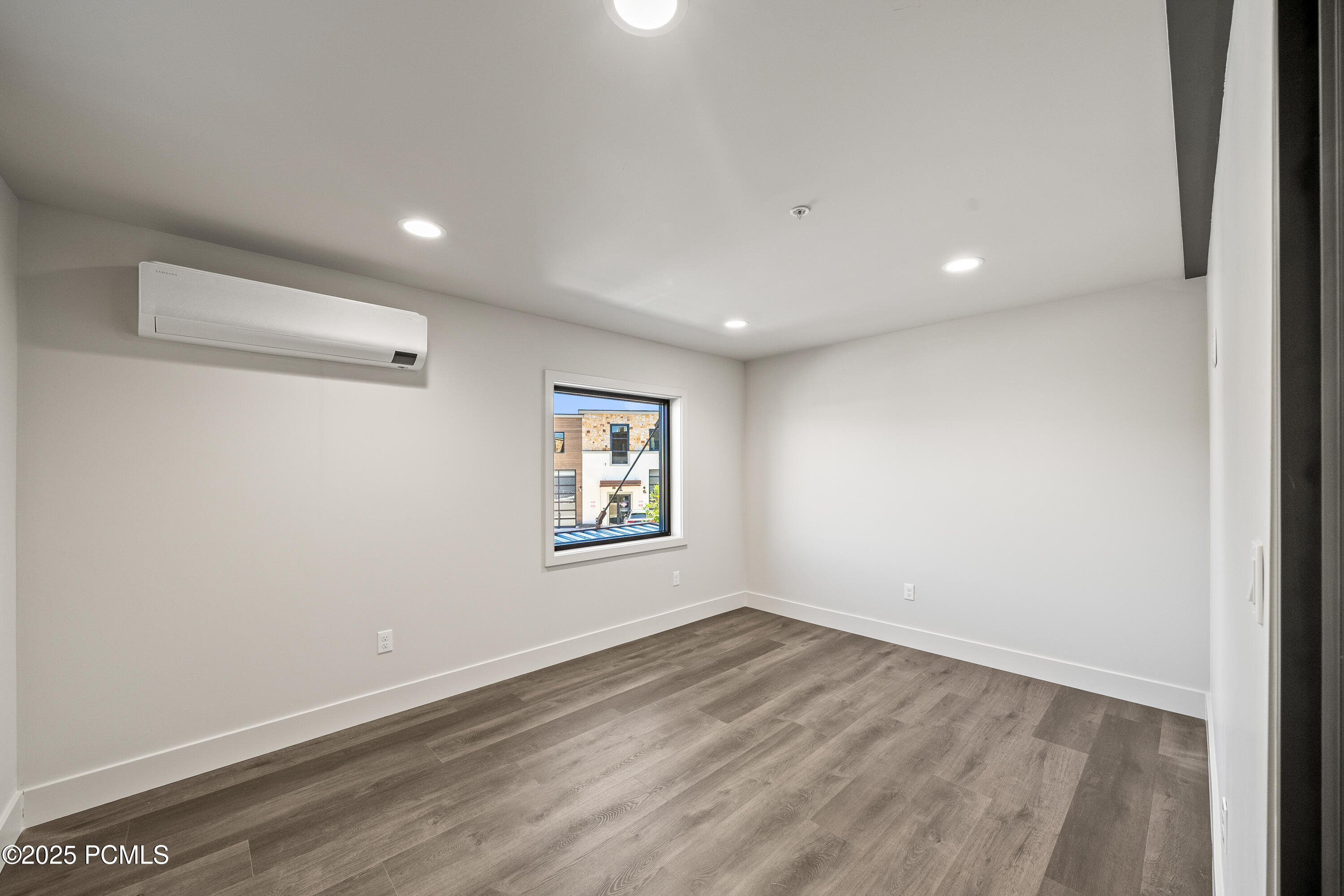 4554 N Forestdale Drive, 37