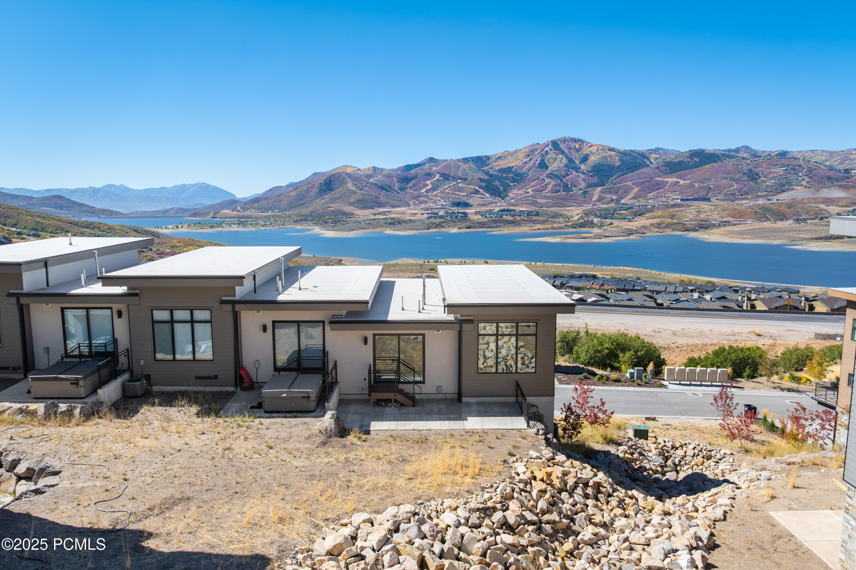 825 E Klaim Drive