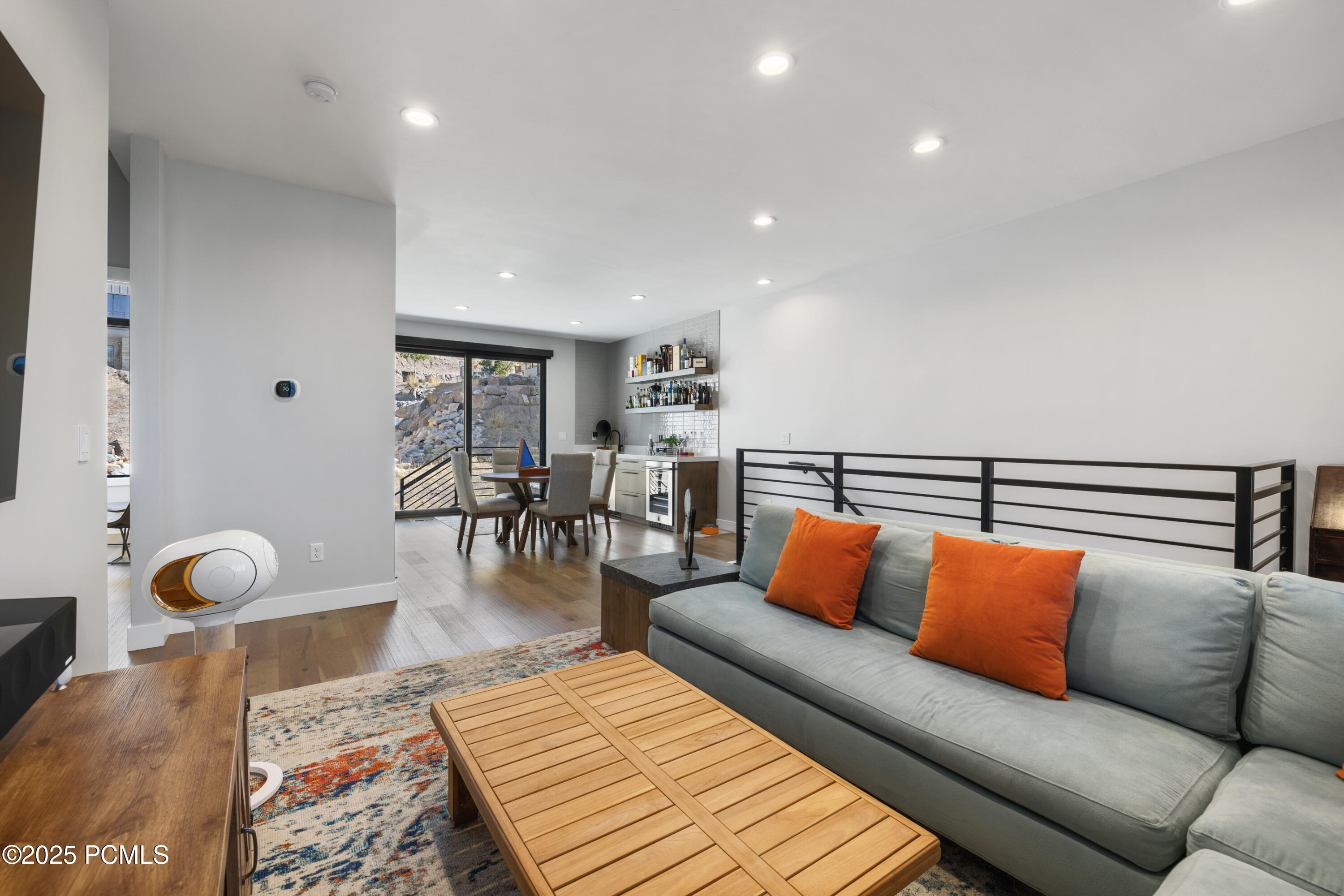825 E Klaim Drive