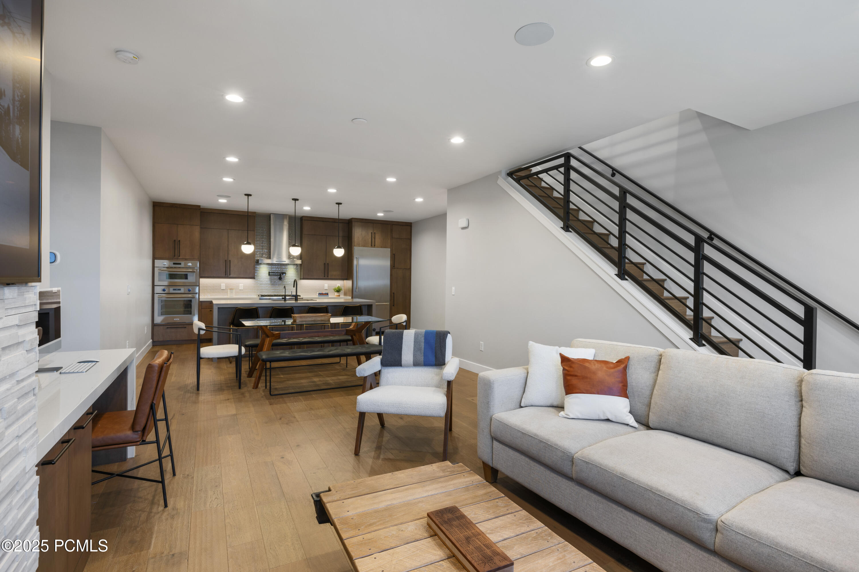 825 E Klaim Drive