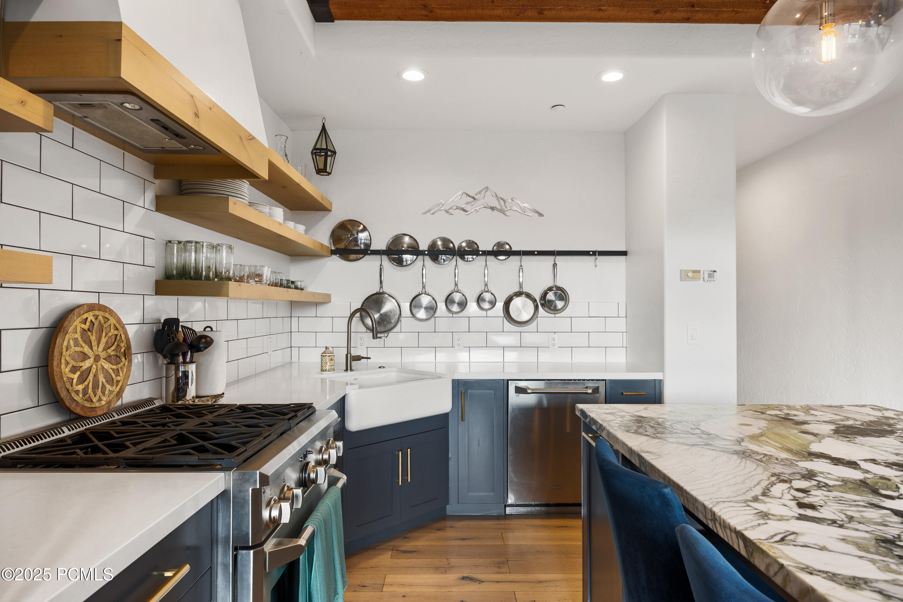 6020 Park Lane South 70