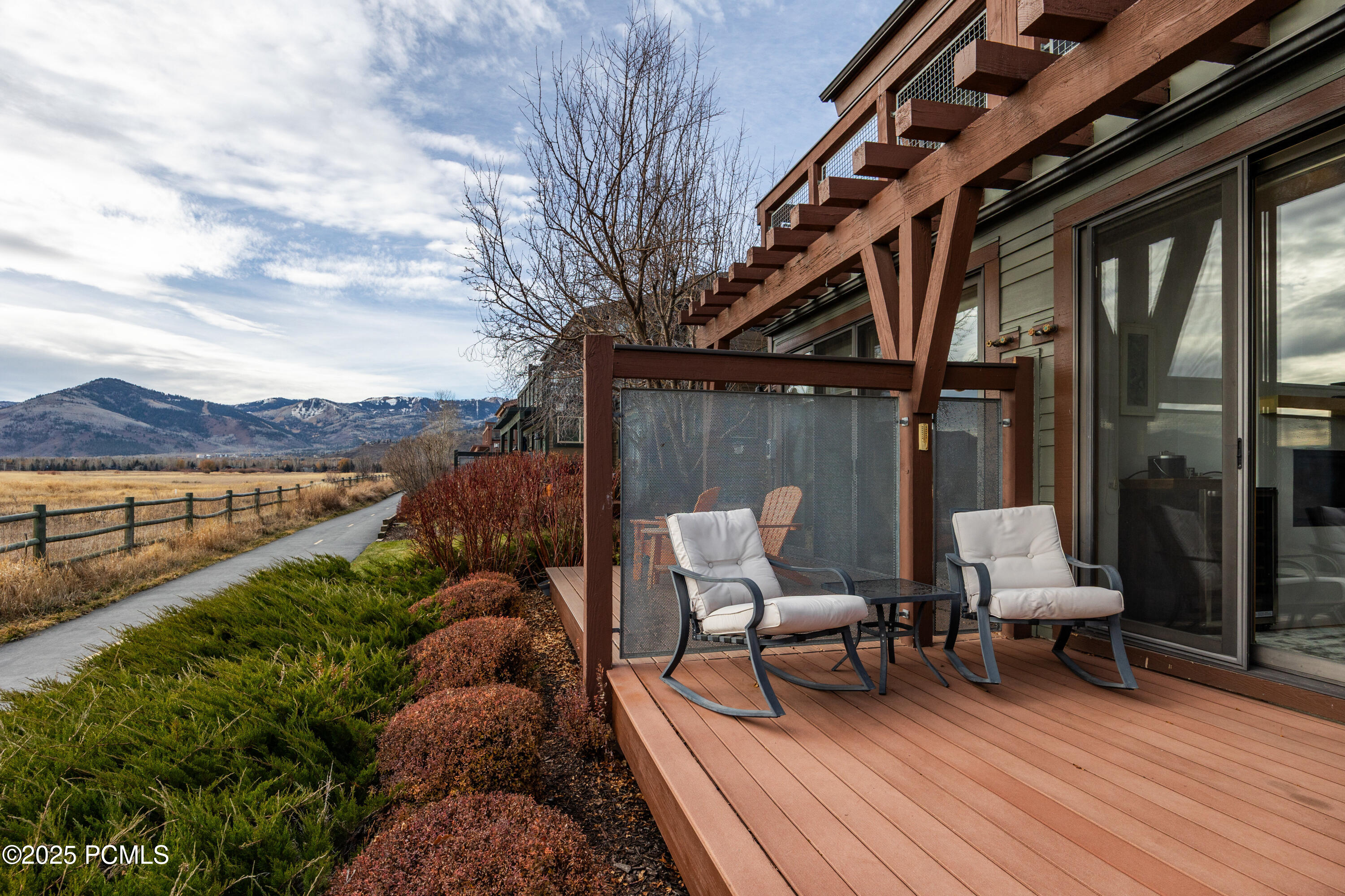 6020 Park Lane South 70