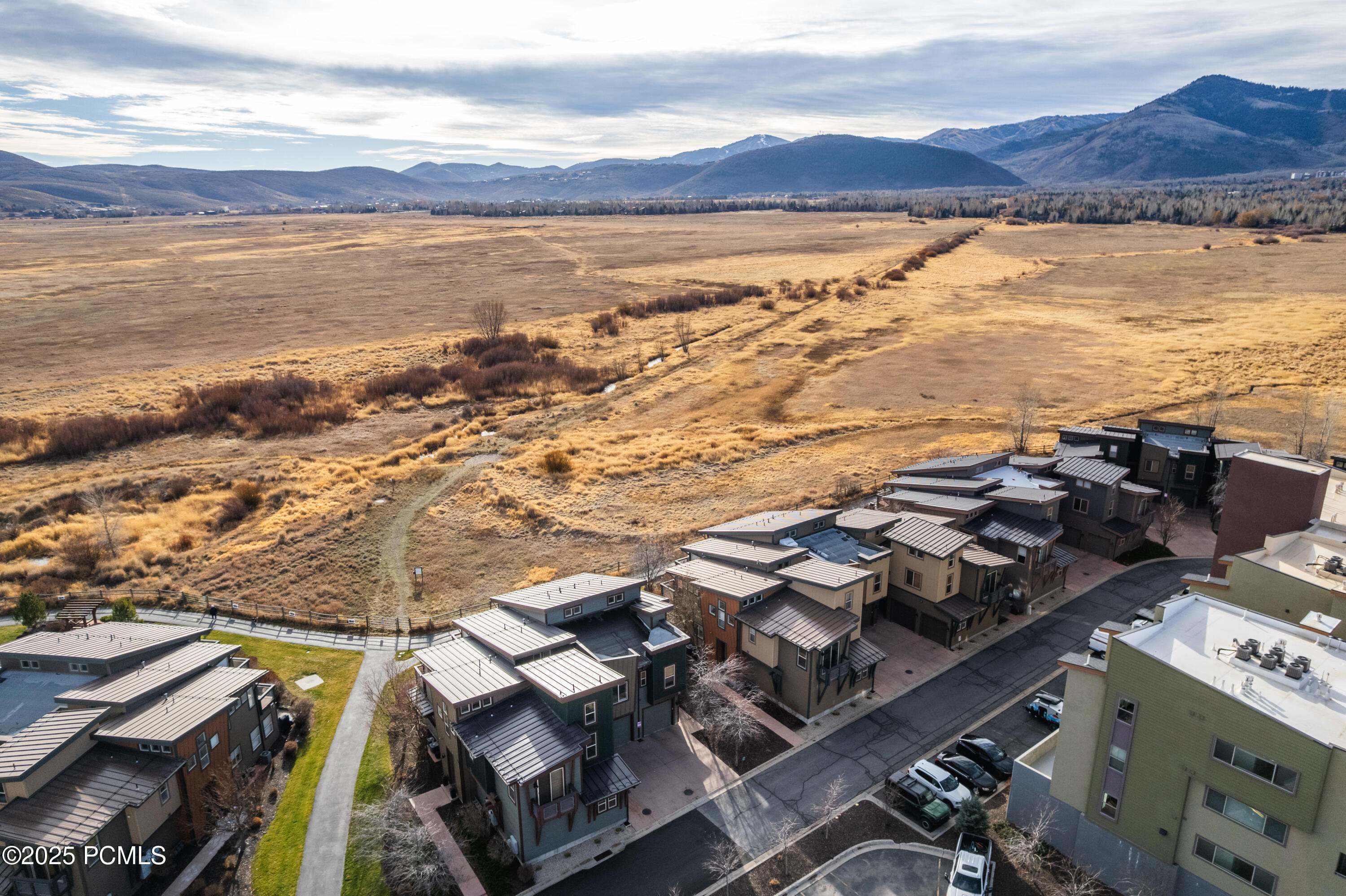 6020 Park Lane South 70