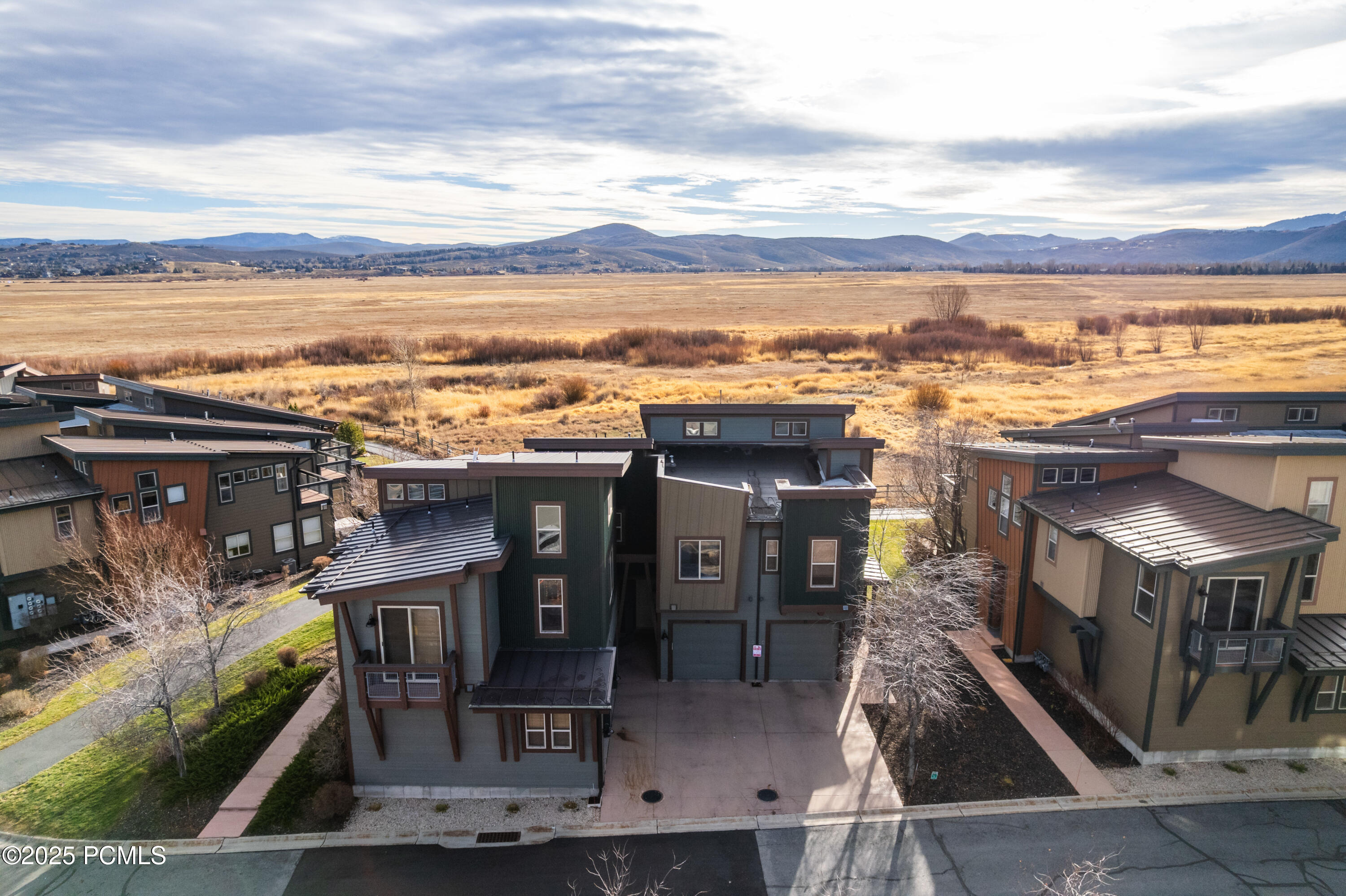 6020 Park Lane South 70