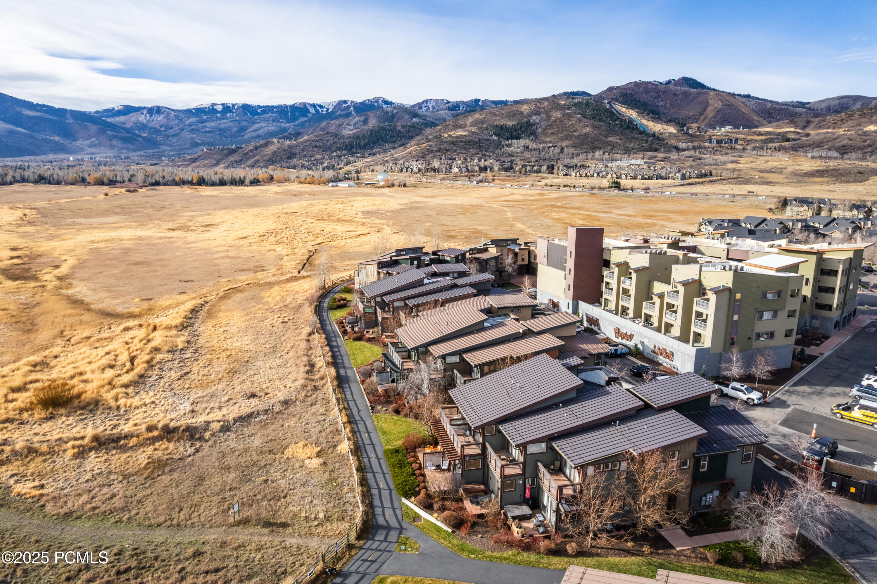 6020 Park Lane South 70