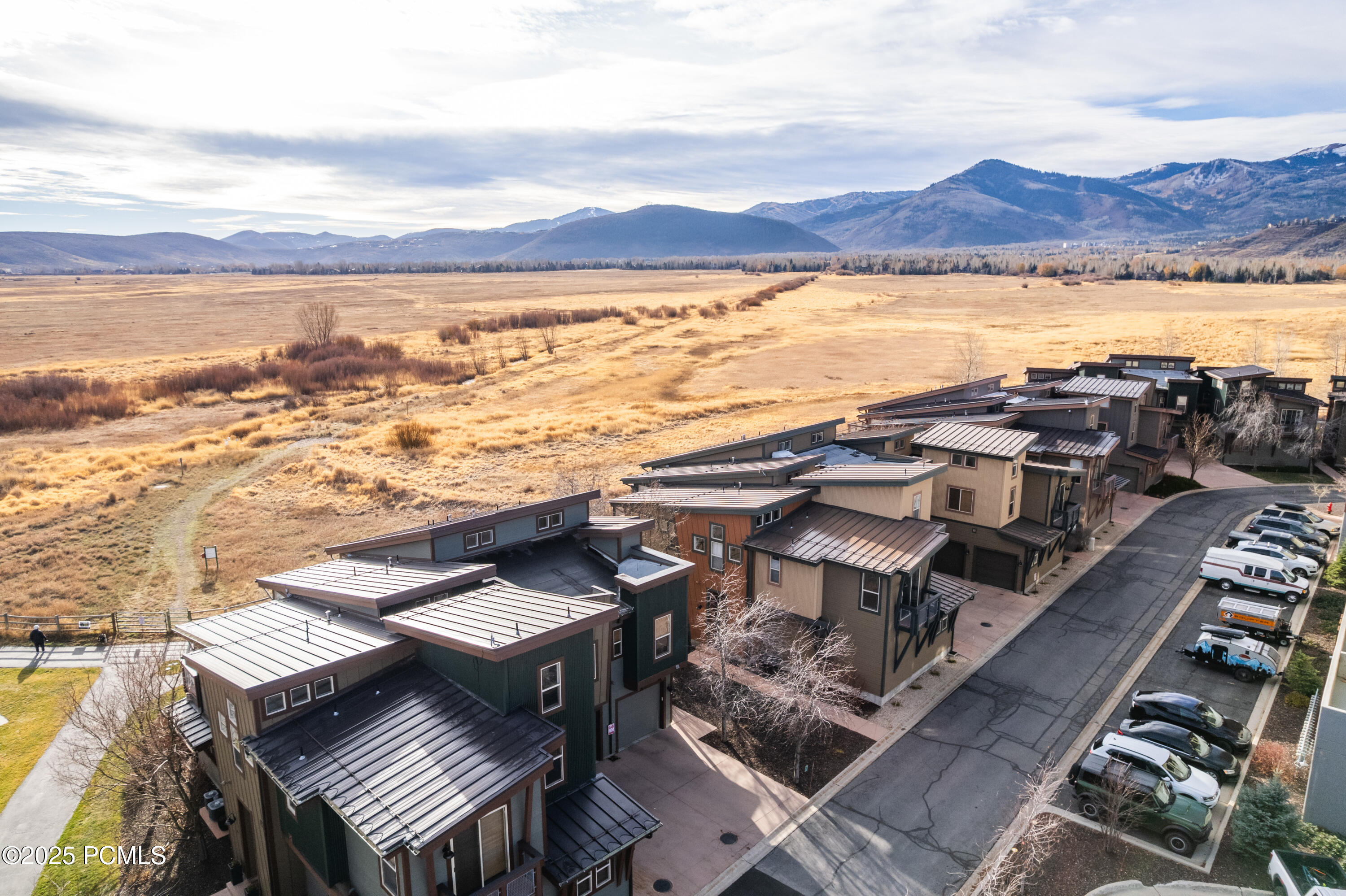 6020 Park Lane South 70