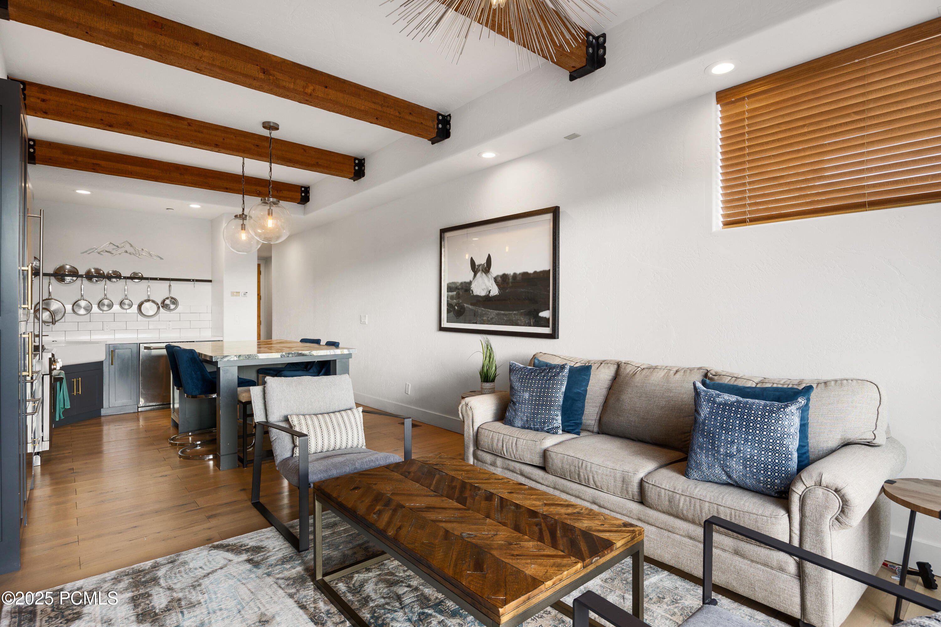 6020 Park Lane South 70