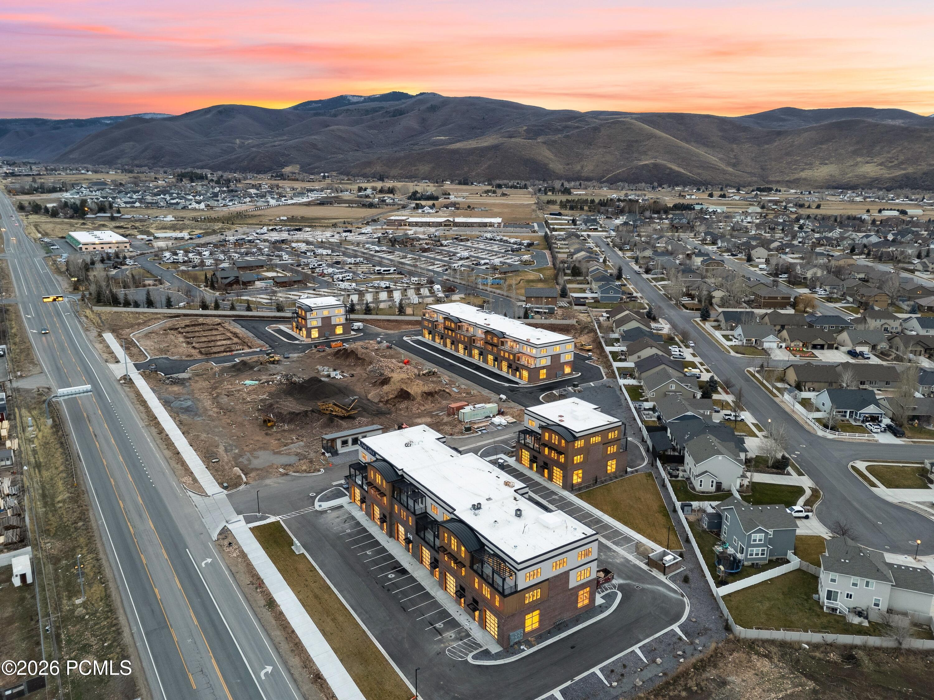 1922 S Highway 40 40