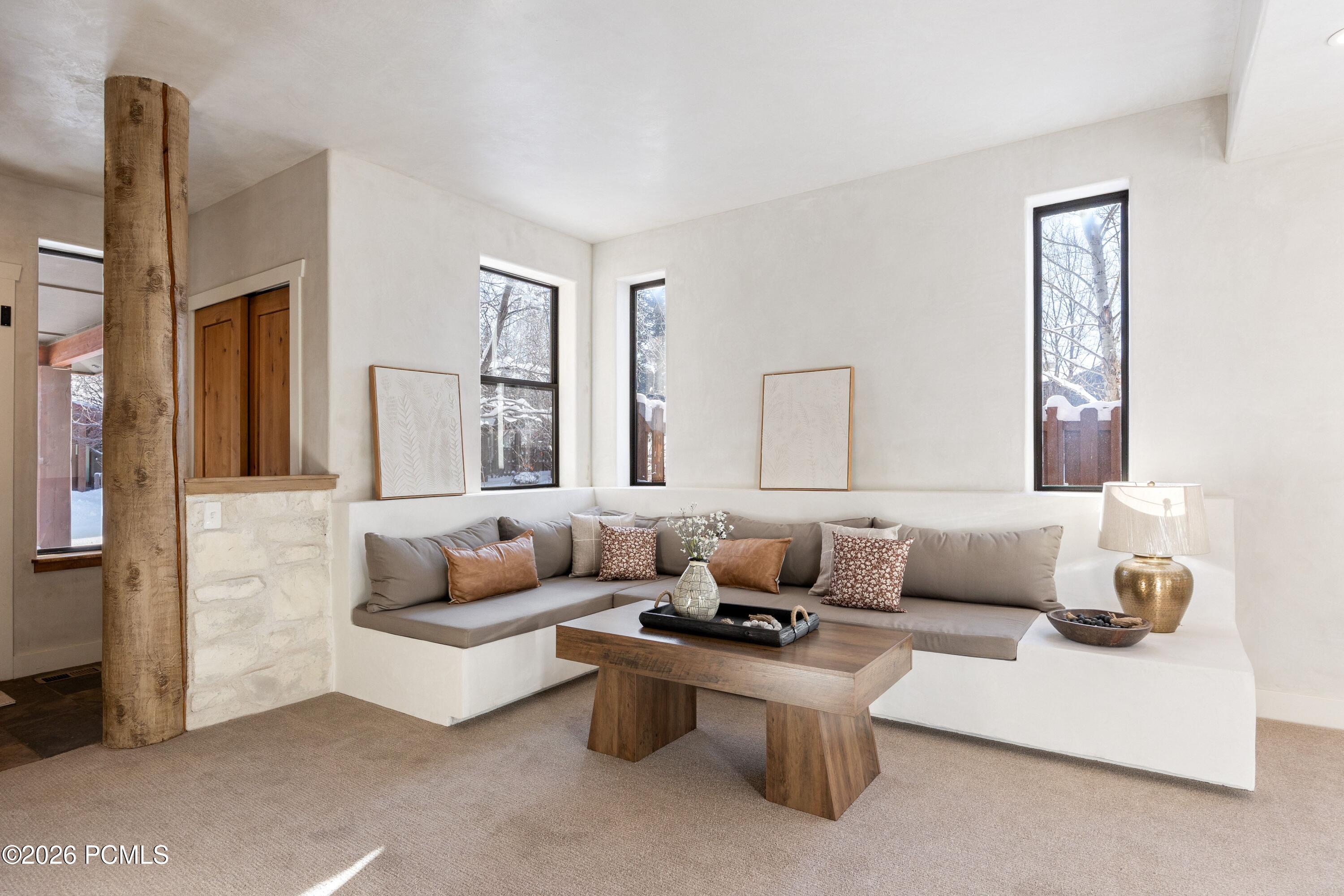 1023 Station Loop Road