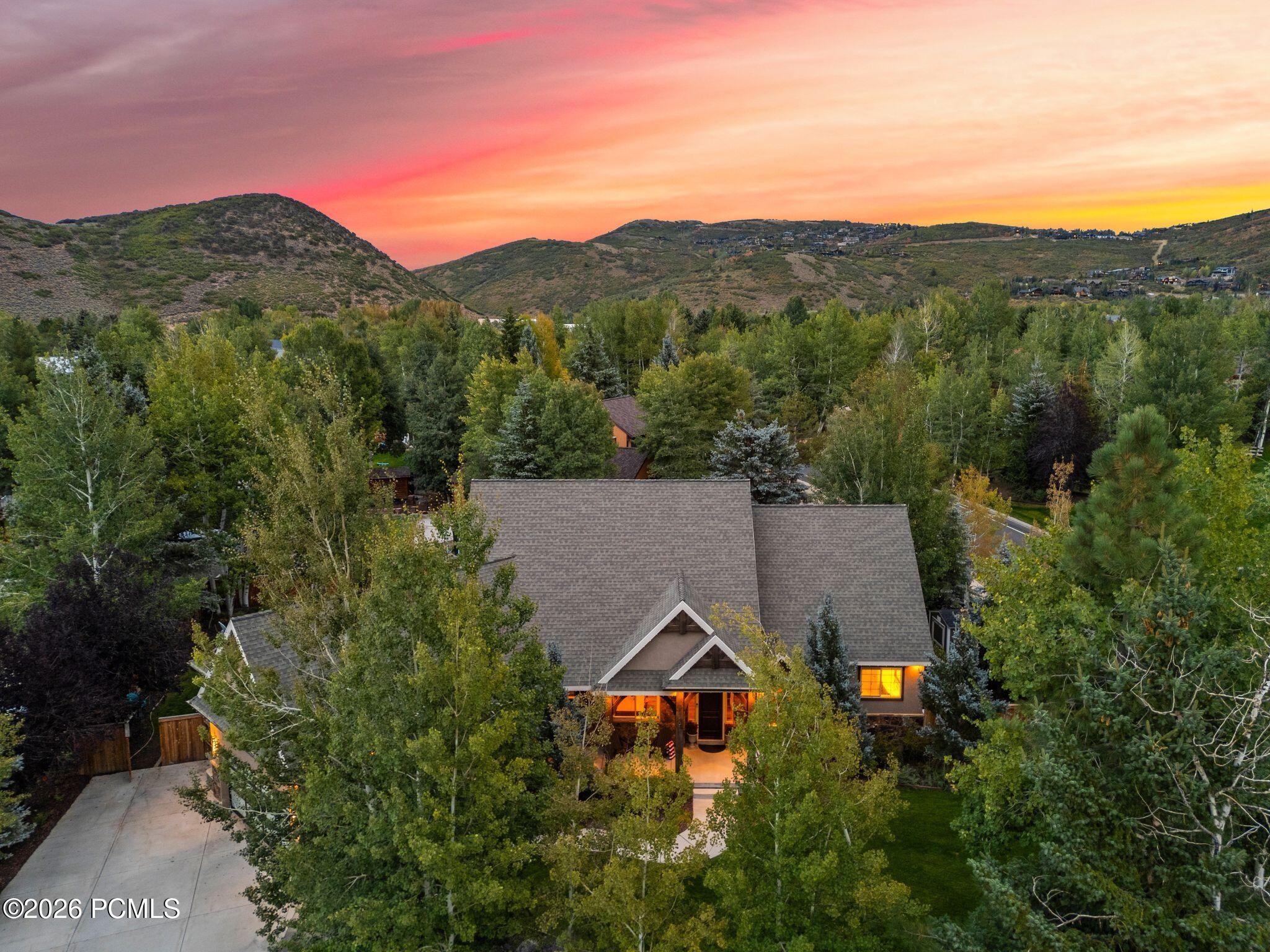 1911 Evening Star Drive