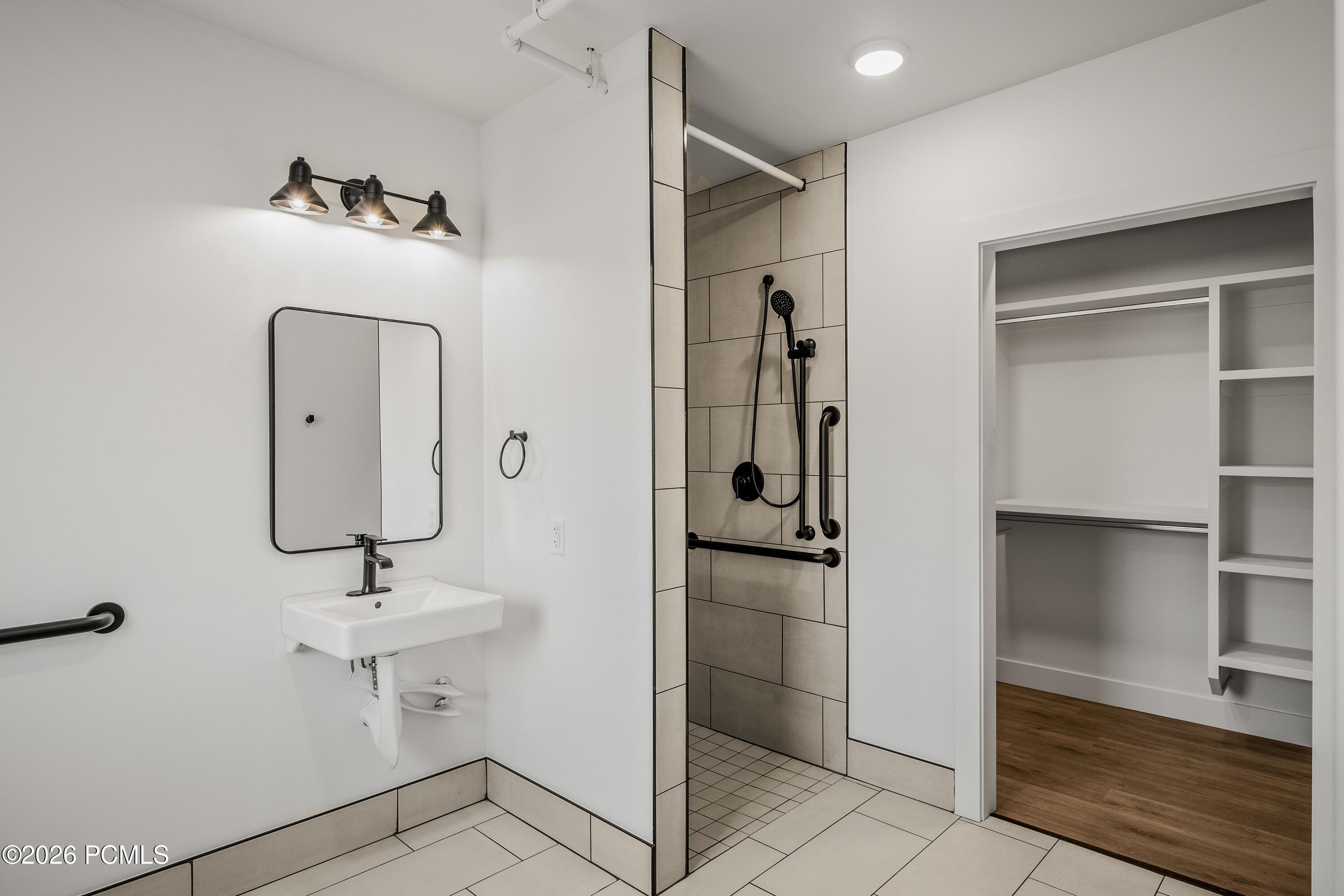 4554 N Forestdale Drive 27